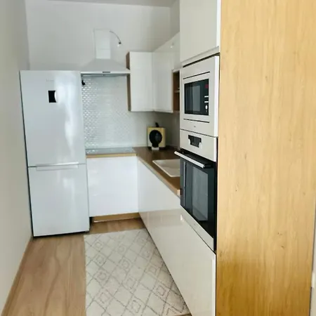 Apartman S Parkovacim Miestom V Podzemnej Garazi Apartment *