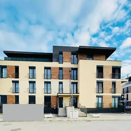 Apartment S Parkovacim Miestom